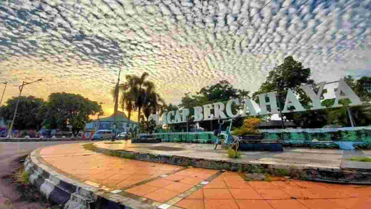 UD Cahaya 99: Menyapa Cilacap dengan Semangat Retail yang Hangat
